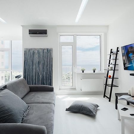 Sea&Sky Arcadia Apartment Odessa Eksteriør billede